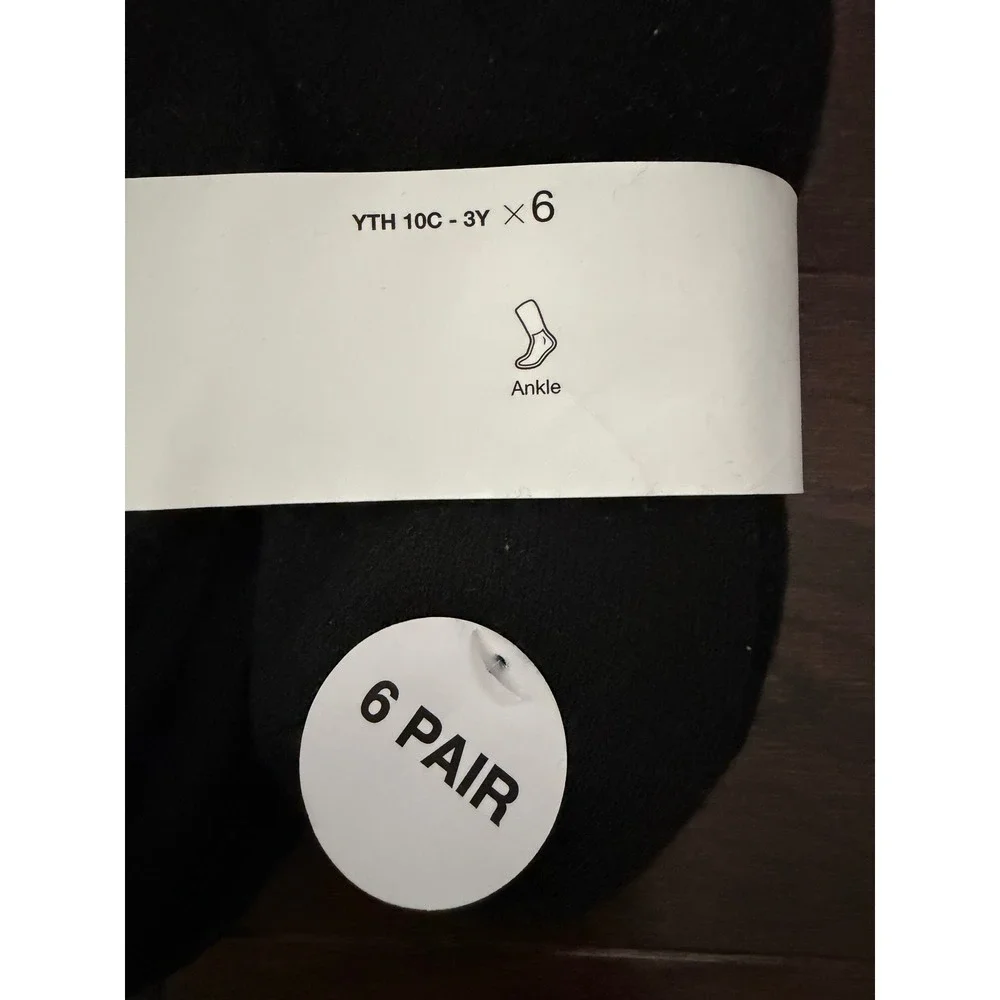 Nike Kids Everyday Cushioned Ankle Socks 6 Pair Pack Black White UN0372-023 XS